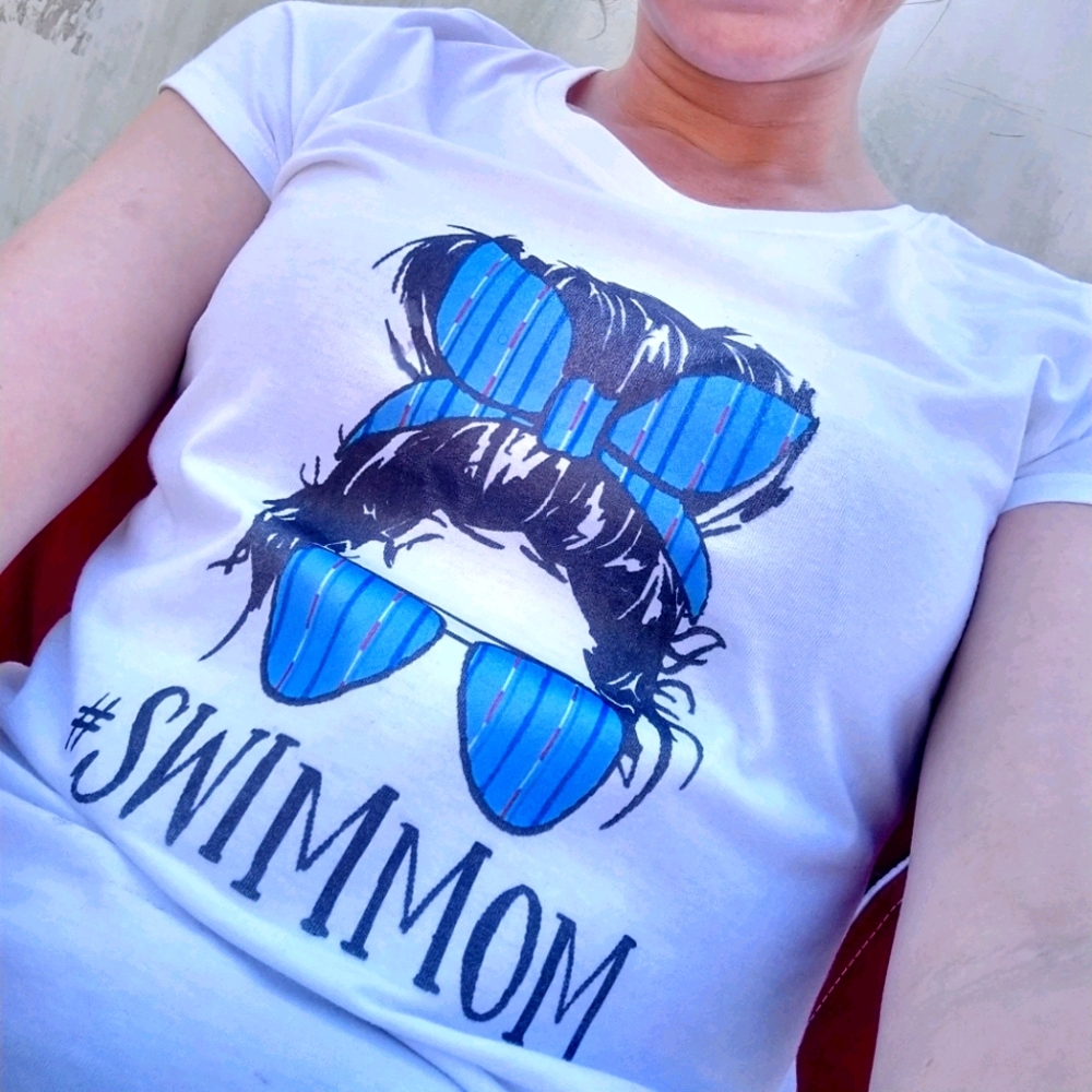 #SwimMom T-Shirt